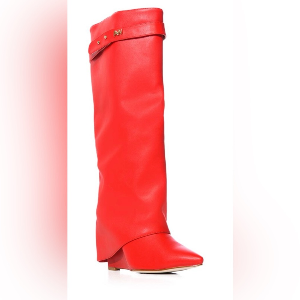 Azalea Wang boots